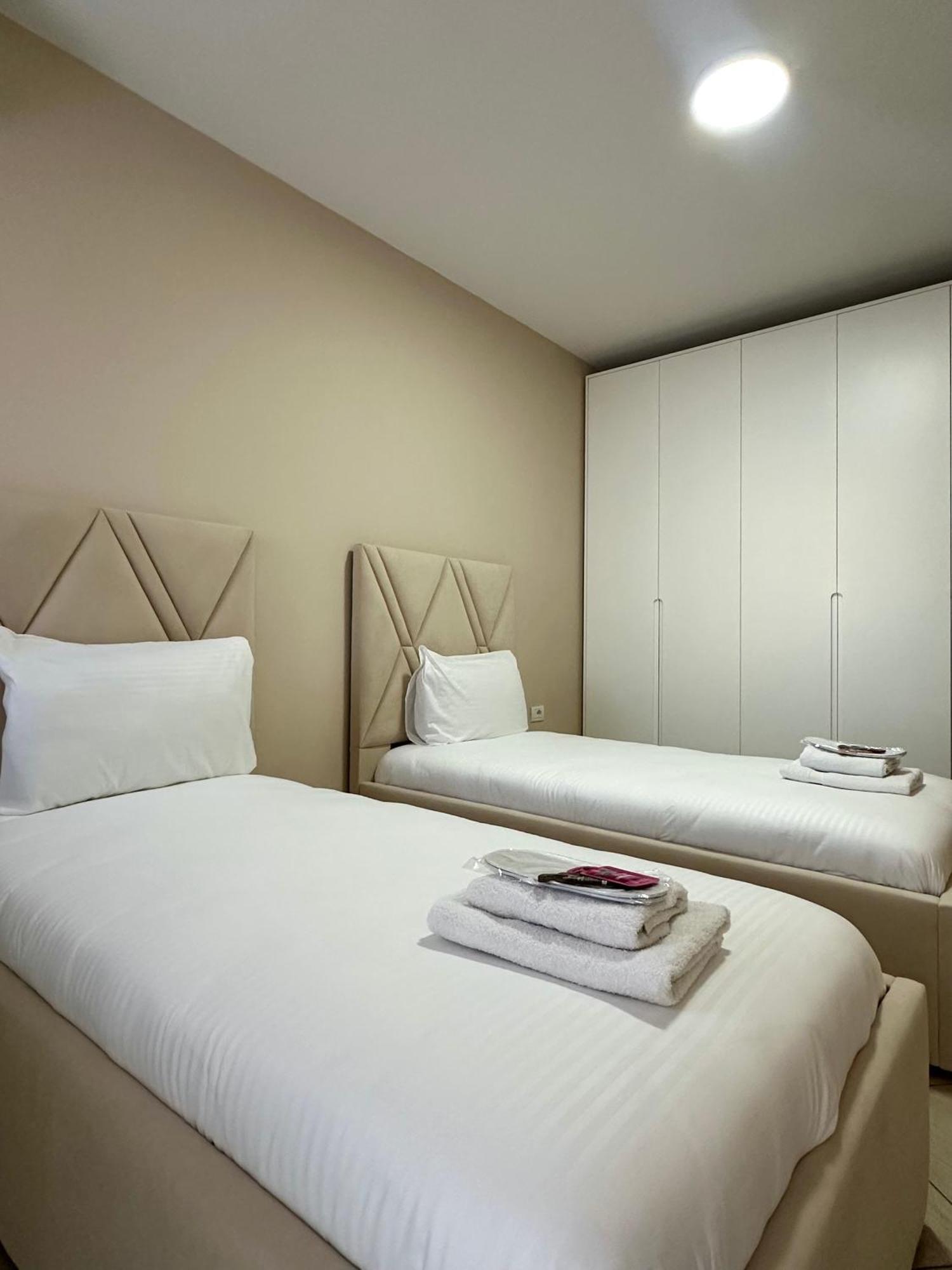 Olis Place Tirana Exterior photo